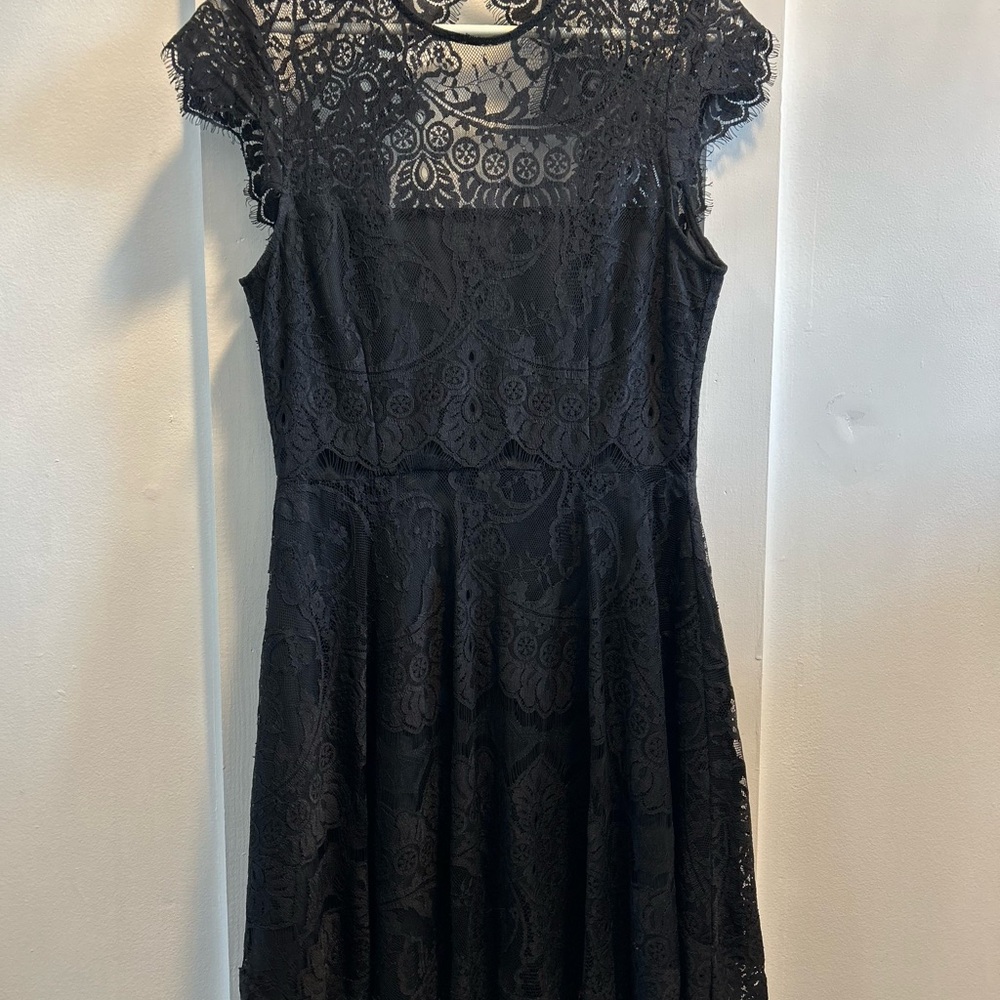 Elegant Black Lace Dress